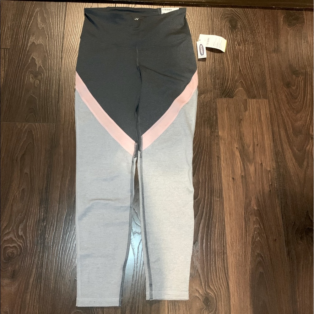Old Navy Active Leggings